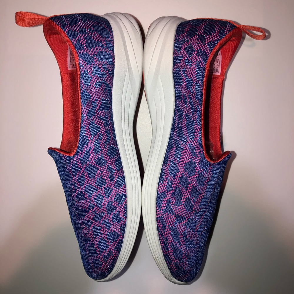 Womens Vionic 331 Hydra Blue Slip On Comfort Shoes Sneakers Size 8 EUC